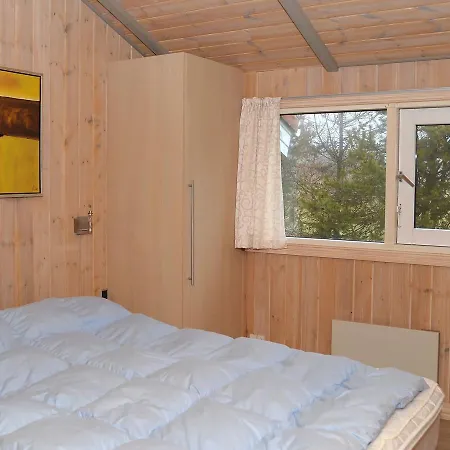 Four-bedroom Holiday In 10 Blåvand