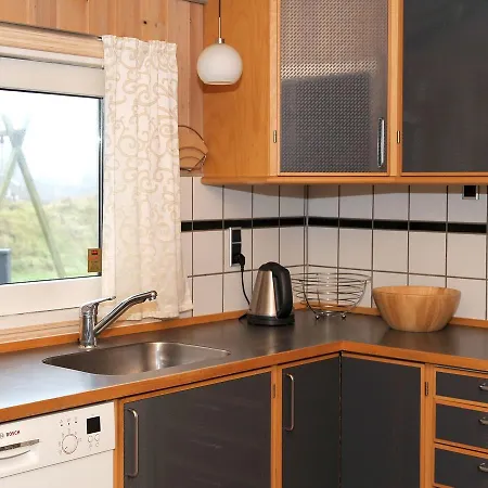Feriehus Four-bedroom Holiday In 10 Blåvand